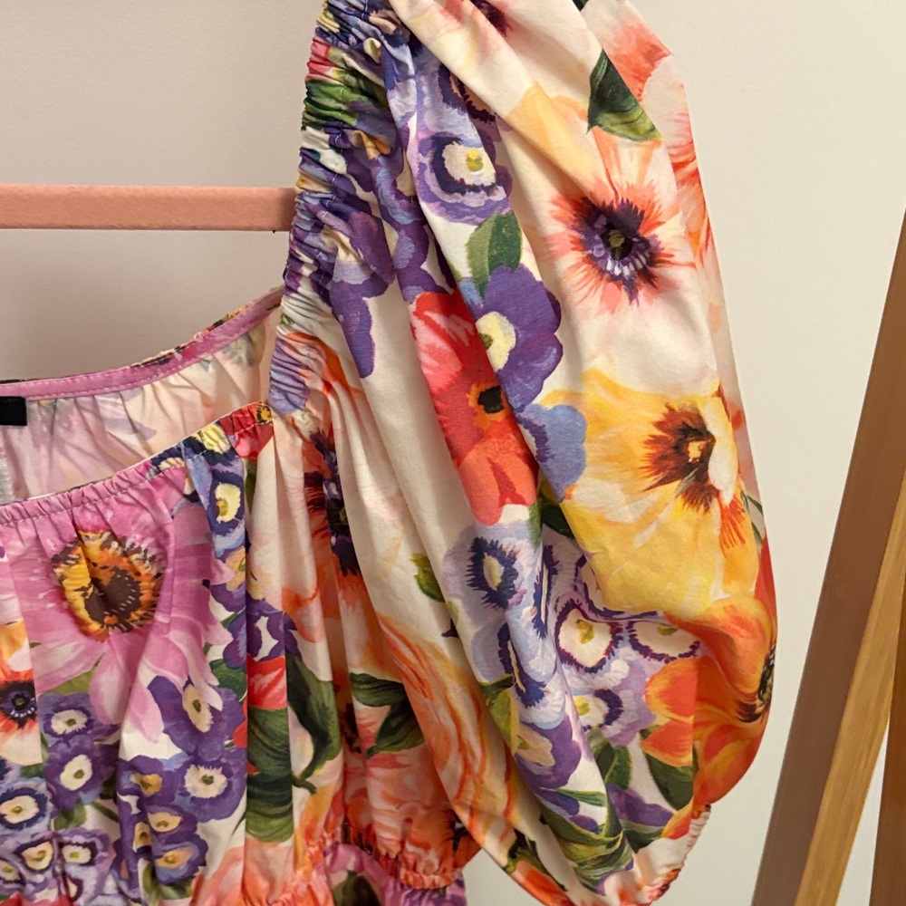 Express Floral Puff-Sleeve Peplum Top NWOT - Picture 5 of 6